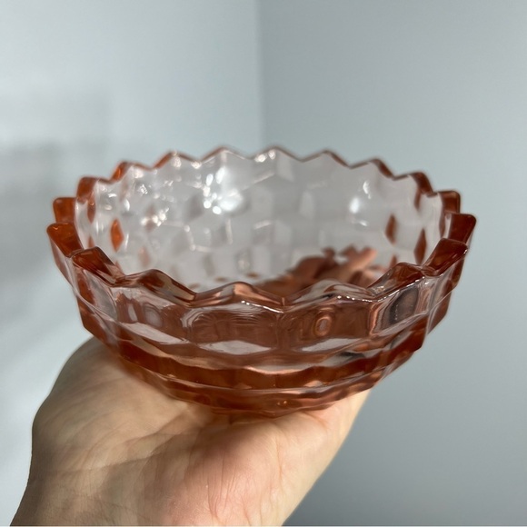 Colored Glass Pink Depression Candy Dish Scalloped Edge Bowl Sunburst Bottom - Picture 7 of 7